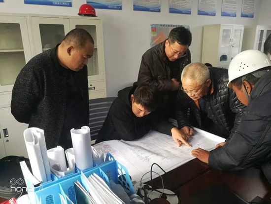 鵬峰化工基礎(chǔ)工程順利通過驗收2