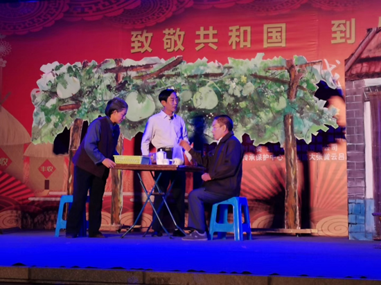 山東省第二屆農(nóng)民戲劇展演晚會在南韓村成功舉辦77