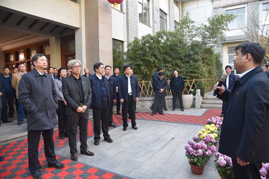 淄川區(qū)2019年度科學(xué)發(fā)展暨基層黨建現(xiàn)場觀摩點(diǎn)評 ——觀摩重山集團(tuán)重點(diǎn)項(xiàng)目50