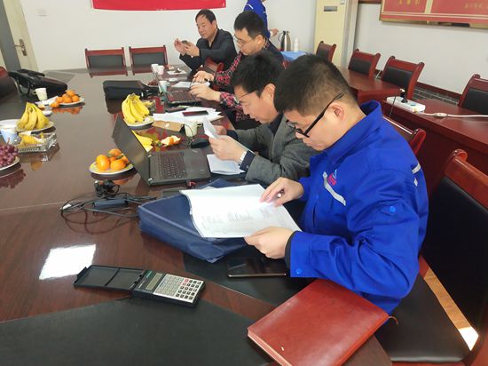 市節(jié)能監(jiān)察支隊到魯中水泥進行核查33