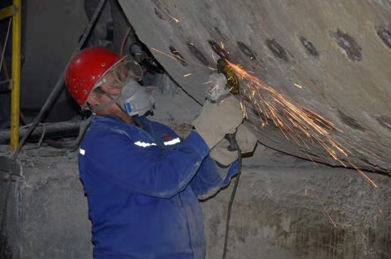 大修進(jìn)行時(shí)，這里有一群可愛的重山人.......95