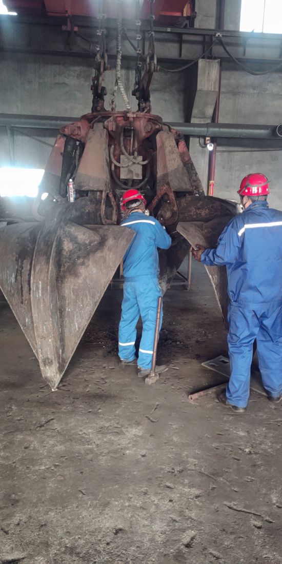 大修進(jìn)行時(shí)，這里有一群可愛的重山人.......95