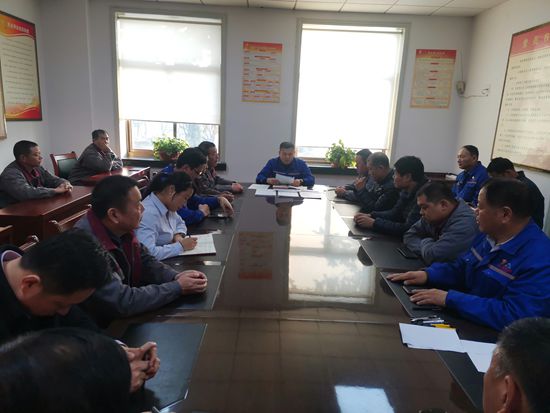 紅紅臉 出出汗 思想體檢促整改——集團(tuán)各黨支部召開(kāi)專(zhuān)題組織生活會(huì)0