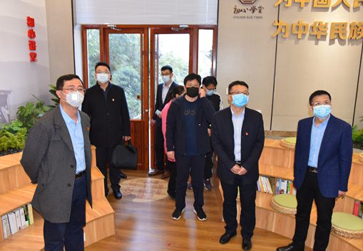 省派工作組指導集團疫情防控工作92