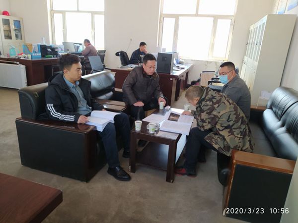 巴林左旗環(huán)保監(jiān)察大隊到鵬峰化工檢查指導15