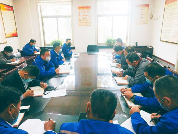 魯中水泥召開部門聯(lián)席會議24