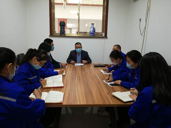 集團財務中心召開工作會議 93