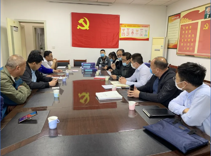 區(qū)應急管理局到魯中水泥安全檢查77