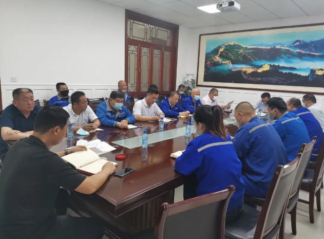 扎實(shí)有效推進(jìn)黨建工作 ——集團(tuán)機(jī)關(guān)黨支部召開(kāi)支委會(huì)、黨員大會(huì)21