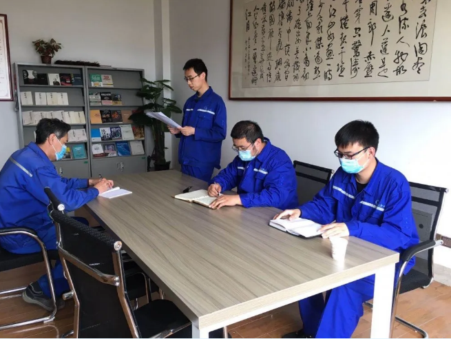 重山光電組織全員學習董事長講話精神31