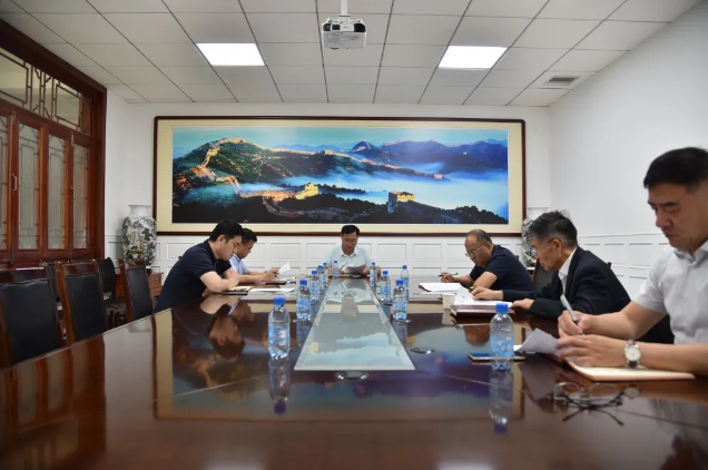 集團(tuán)召開總經(jīng)理辦公會(huì) ——集體學(xué)習(xí)李學(xué)董事長5月18日講話精神59