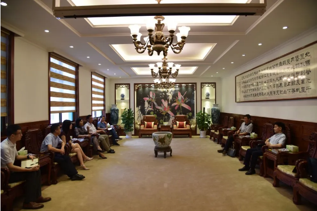 市工信局副局長邱萬勇到集團調(diào)研指導(dǎo)工作32