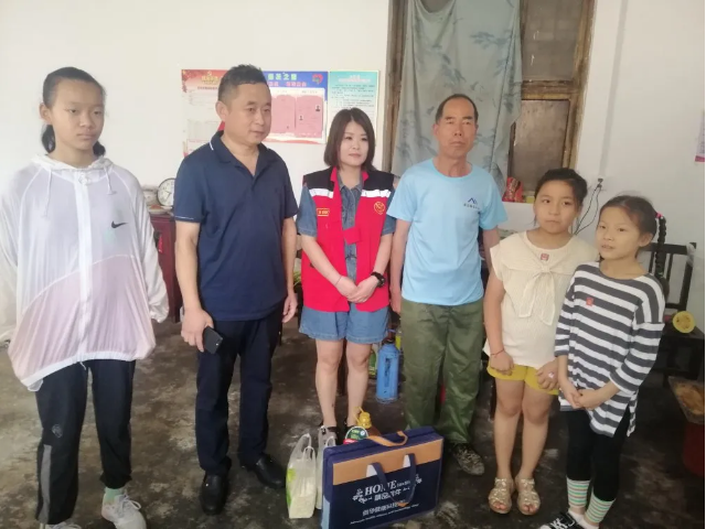 愛心敬老 傳遞溫情92