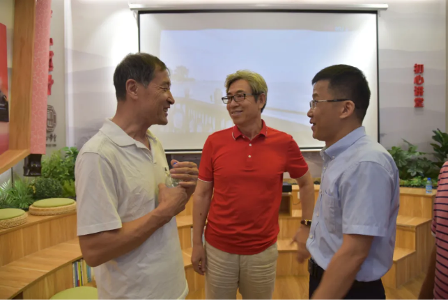 南韓村黨員走進重山集團開展主題黨日活動99