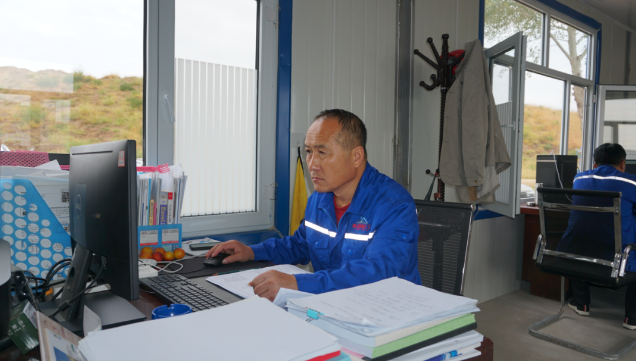 重山人·重山事｜沒有等出來的精彩 只有干出來的輝煌 ——記鵬峰化工項目部機電主任崔立標(biāo)73