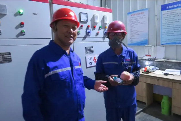 知行合一，情暖雙節(jié) 黃驊三陽總經(jīng)理王軍林慰問堅(jiān)守一線員工58