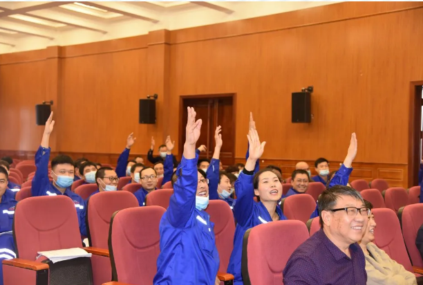 集團(tuán)舉辦第十屆職工知識(shí)競(jìng)賽14