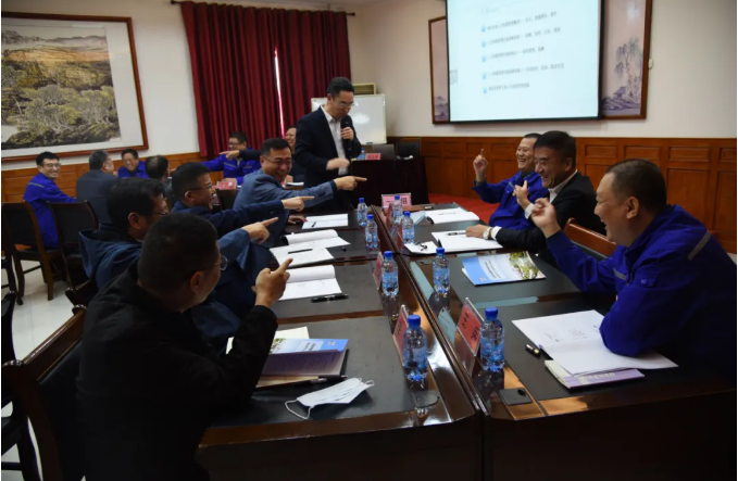 集團(tuán)高層研修班《新經(jīng)濟(jì)形勢(shì)下的人力資源管理與創(chuàng)新》課程圓滿結(jié)束96