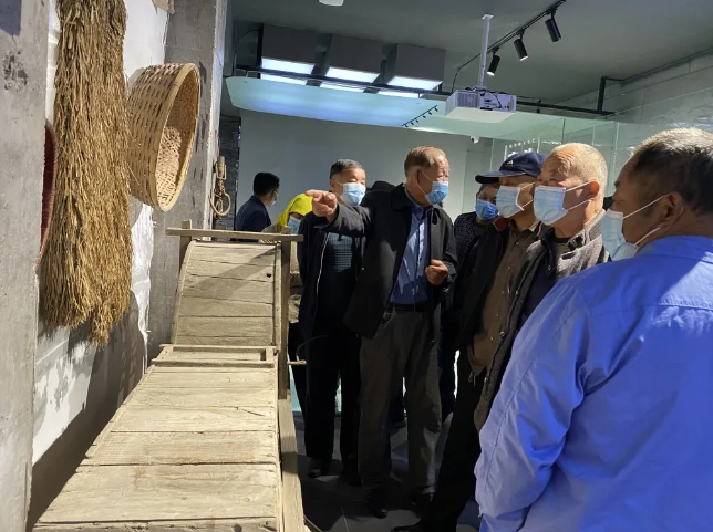 北韓村到重山集團(tuán)參加企業(yè)開放日活動(dòng)20