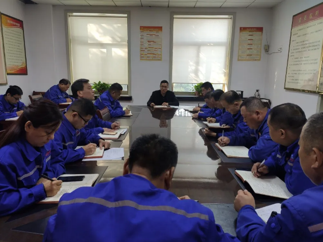  魯中水泥召開部門聯(lián)席會(huì)議99