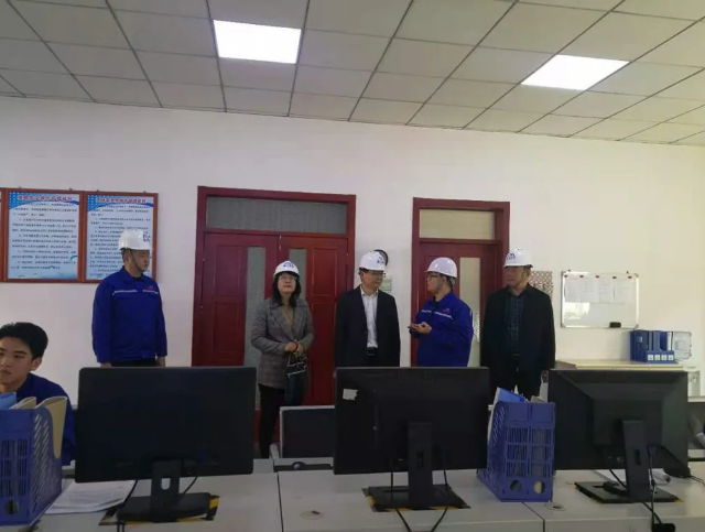 區(qū)工信局對魯中水泥智慧工廠建設(shè)進行核查58