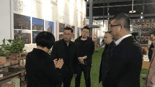 集團領(lǐng)導(dǎo)到功力機械參觀學(xué)習(xí)84