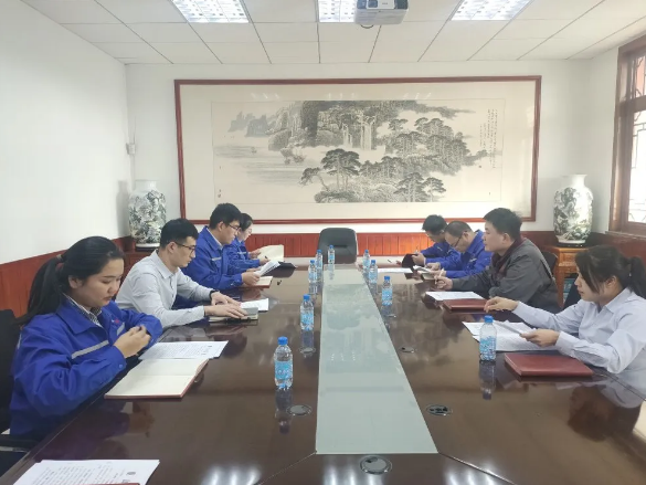 集團運營中心召開工作會議20