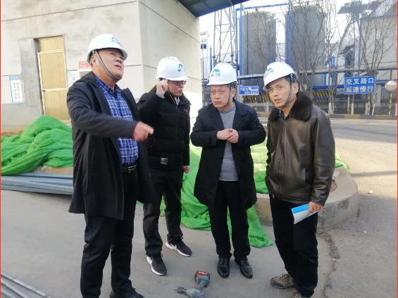 市能源綜合執(zhí)法支隊到魯中水泥現(xiàn)場核查74